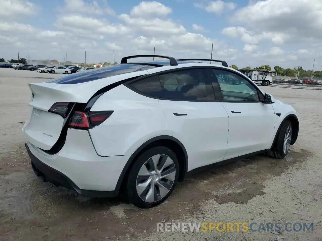 3 Фотография поврежденного автомобиля 5YJYGAEE1MF186602 TESLA MODEL Y 2021