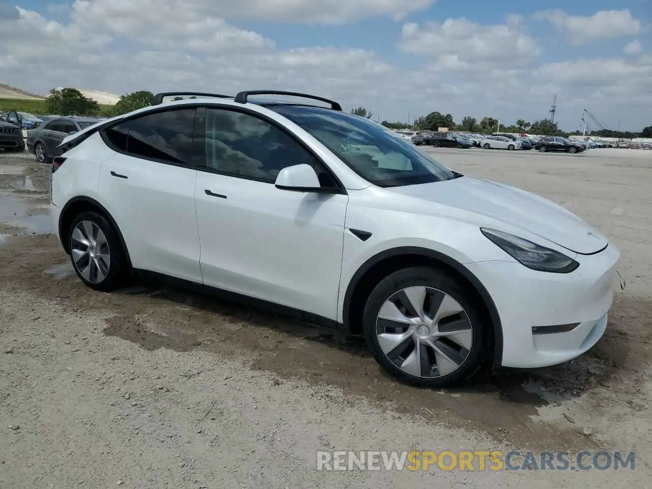 4 Фотография поврежденного автомобиля 5YJYGAEE1MF186602 TESLA MODEL Y 2021