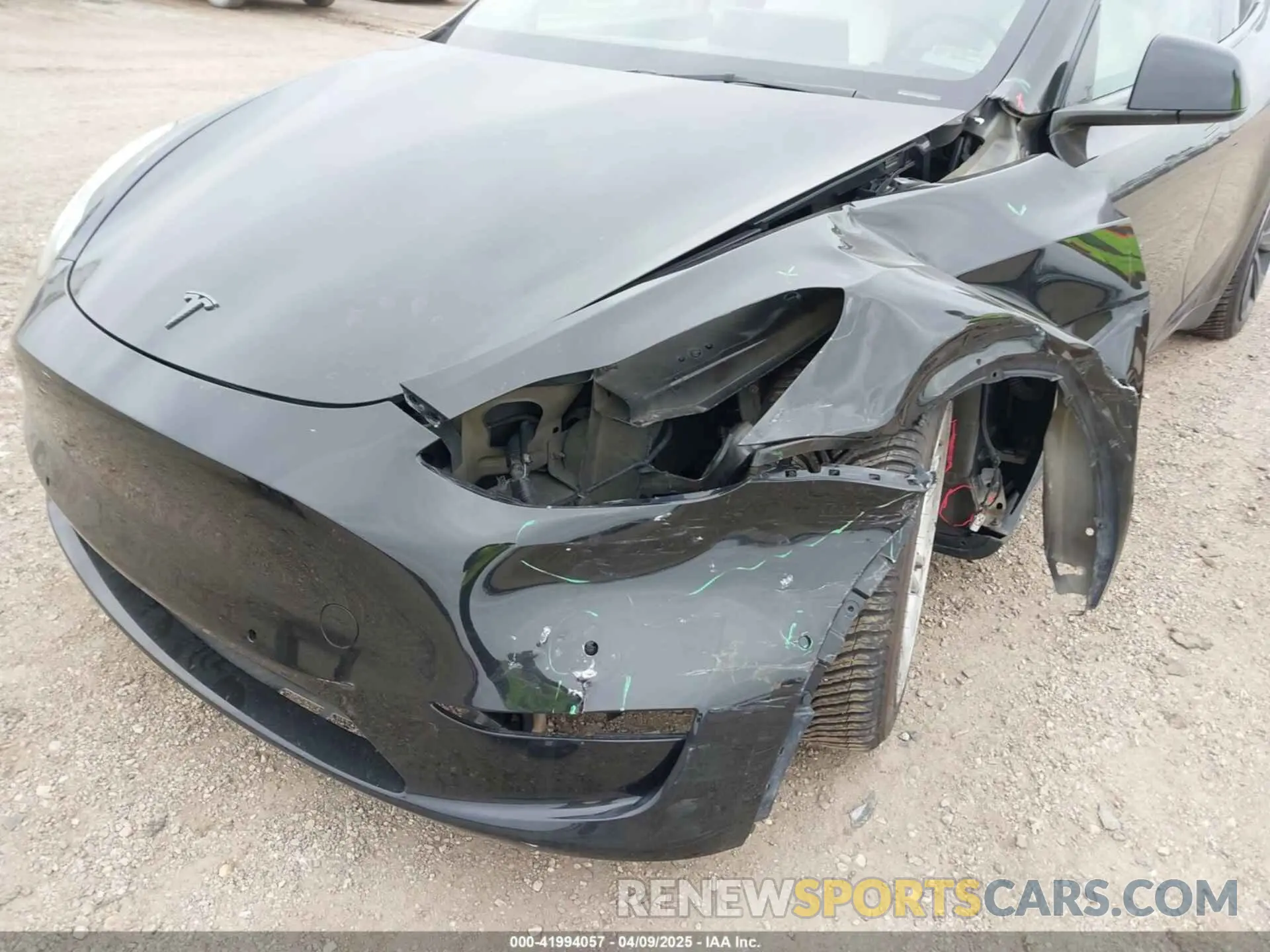19 Фотография поврежденного автомобиля 5YJYGAEE2MF228632 TESLA MODEL Y 2021