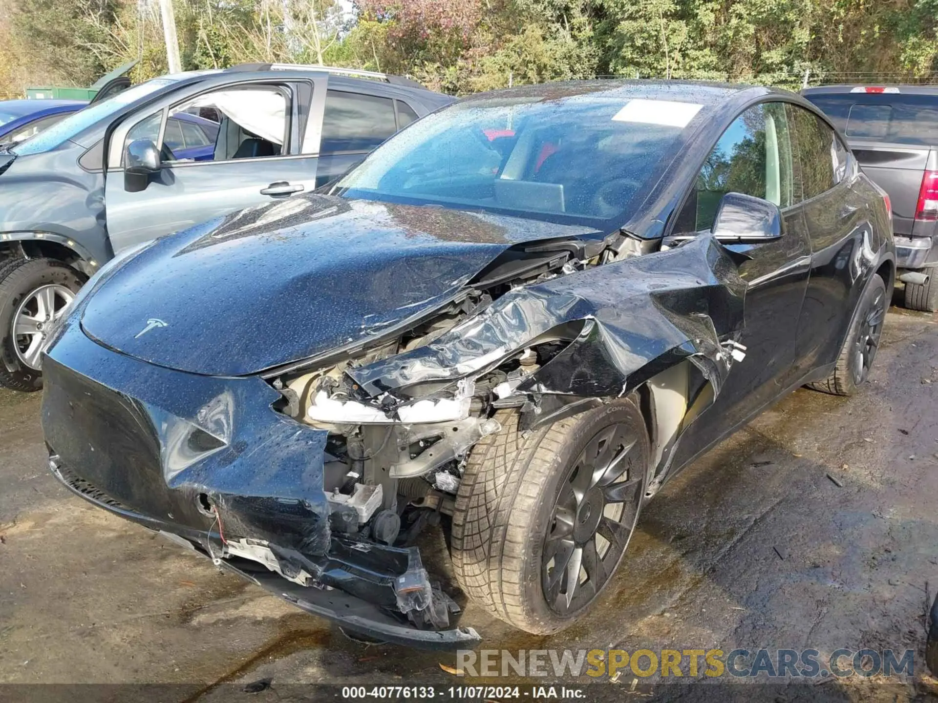 6 Photograph of a damaged car 5YJYGAEE2MF273201 TESLA MODEL Y 2021
