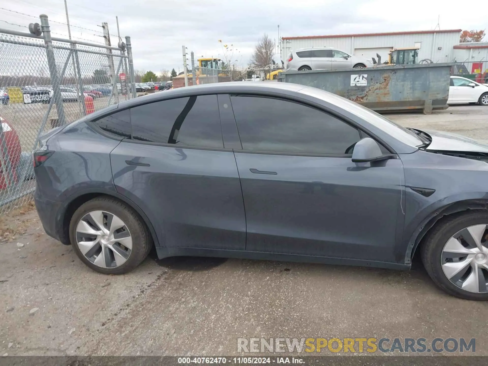13 Photograph of a damaged car 5YJYGAEE2MF299930 TESLA MODEL Y 2021
