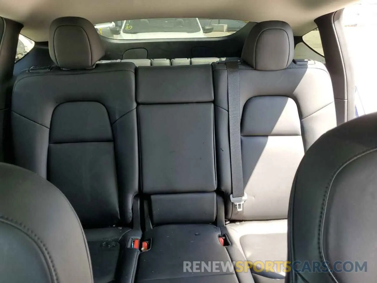 10 Фотография поврежденного автомобиля 5YJYGAEE3MF223021 TESLA MODEL Y 2021