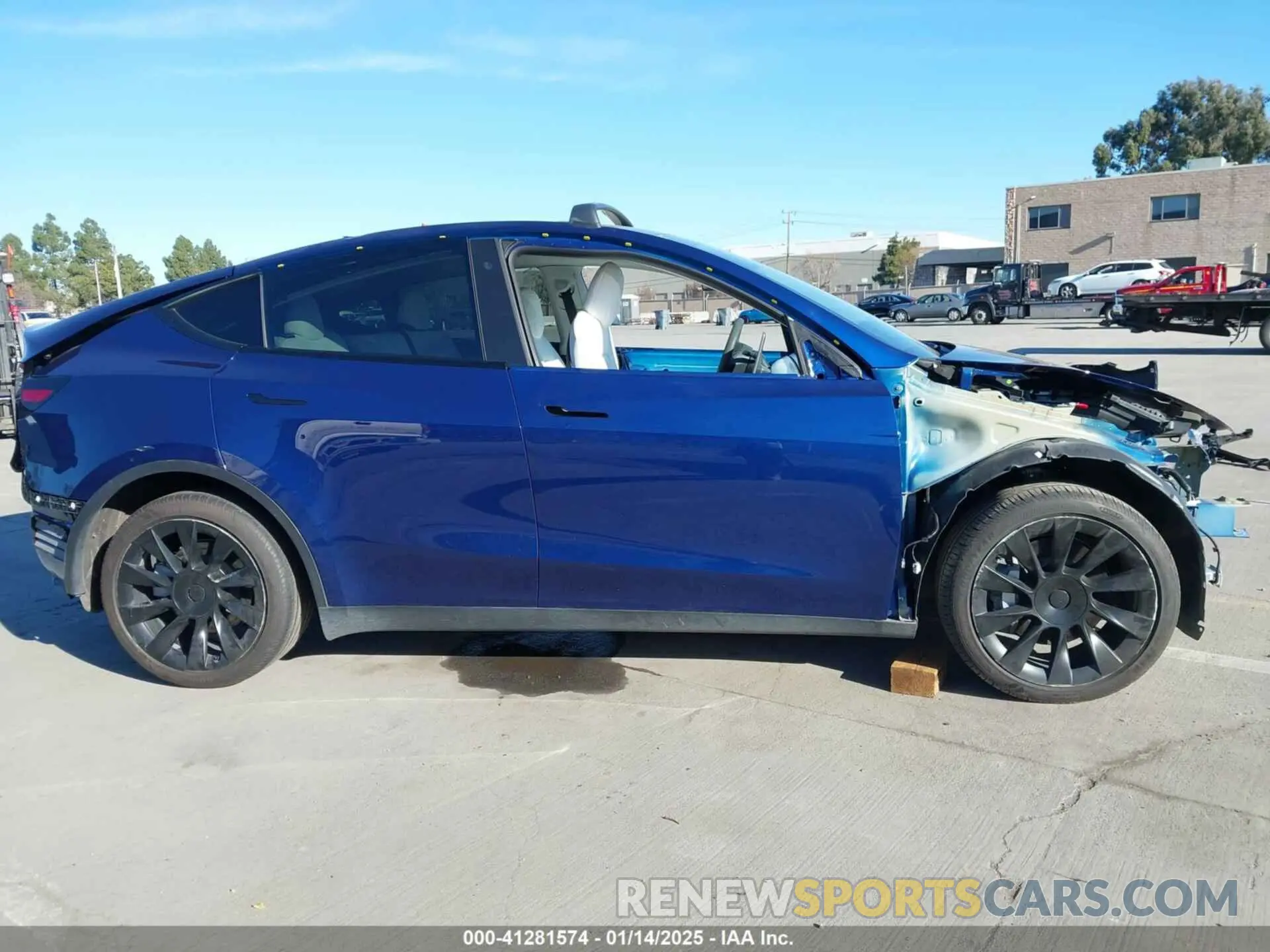 14 Photograph of a damaged car 5YJYGAEE3MF299614 TESLA MODEL Y 2021