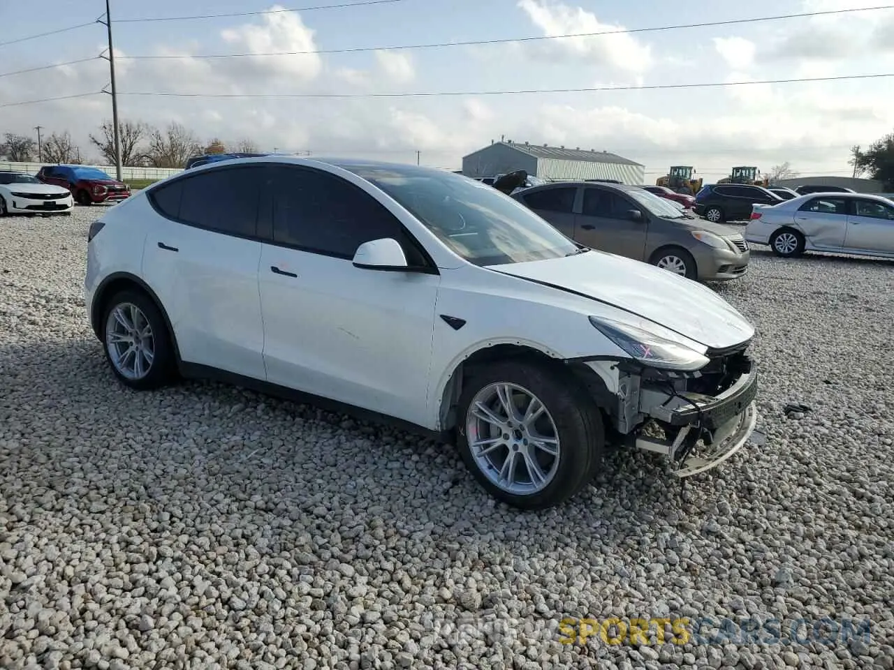 4 Фотография поврежденного автомобиля 5YJYGAEE4MF150046 TESLA MODEL Y 2021