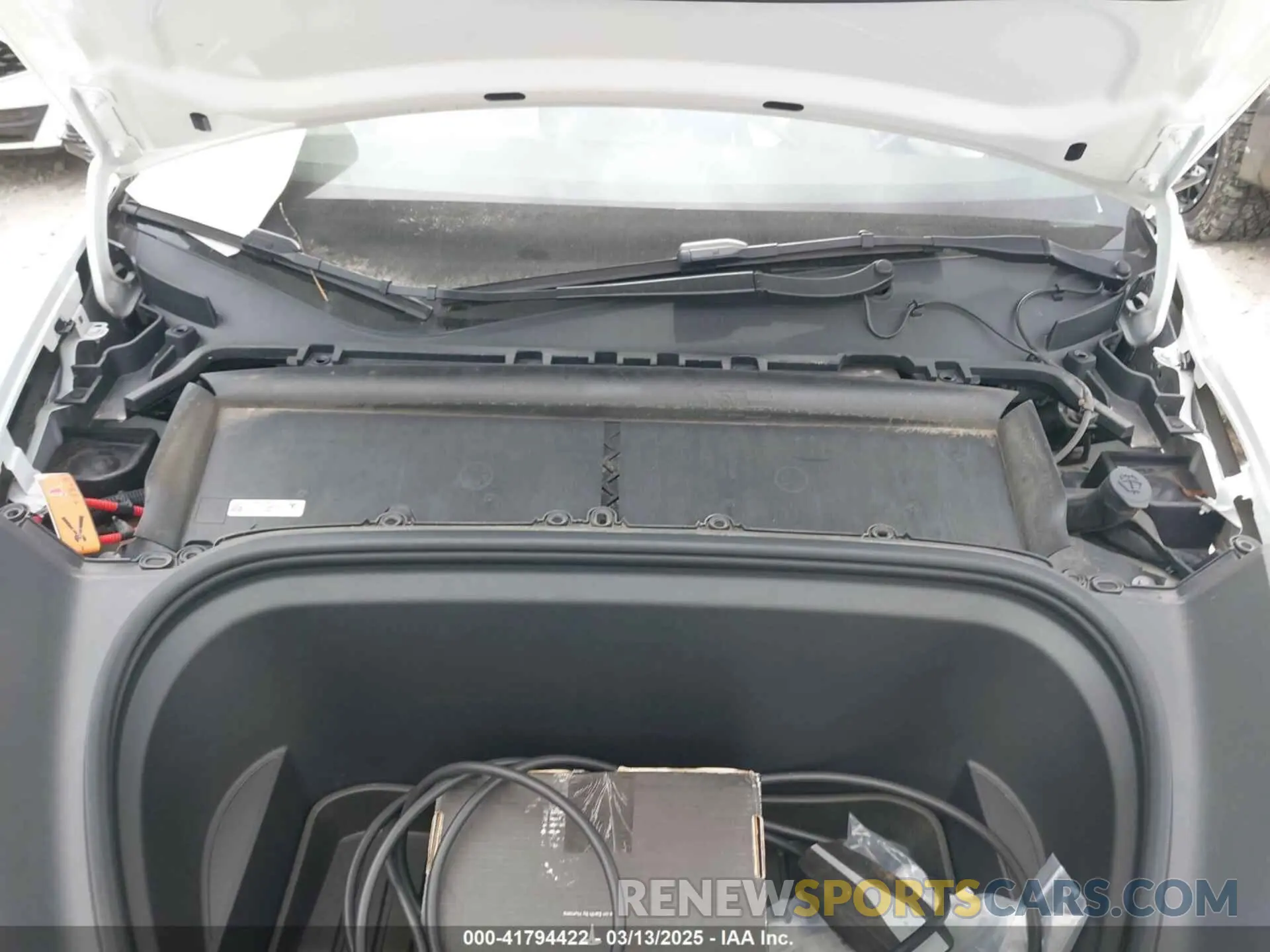 10 Photograph of a damaged car 5YJYGAEE4MF225134 TESLA MODEL Y 2021