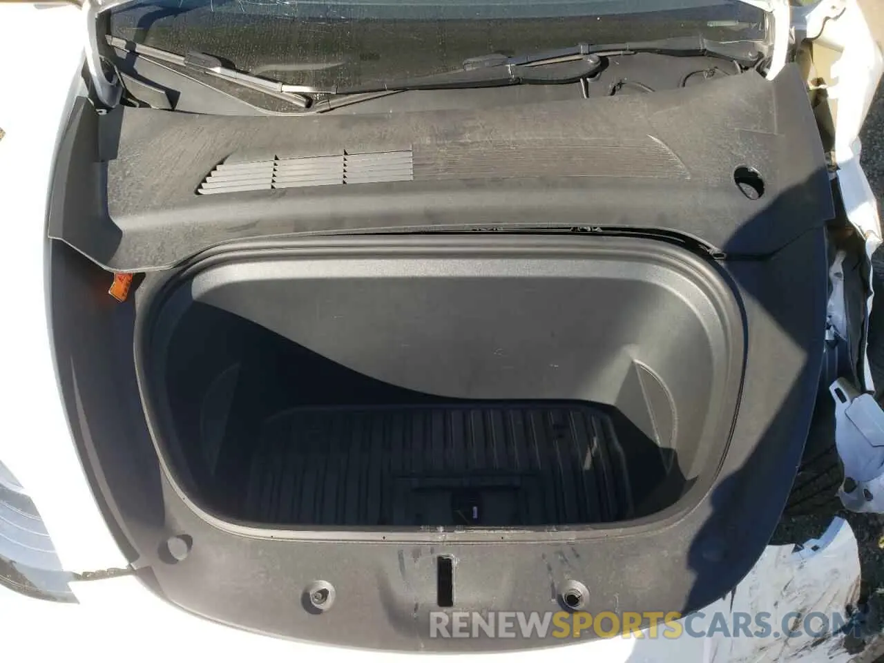 7 Photograph of a damaged car 5YJYGAEE5MF154929 TESLA MODEL Y 2021