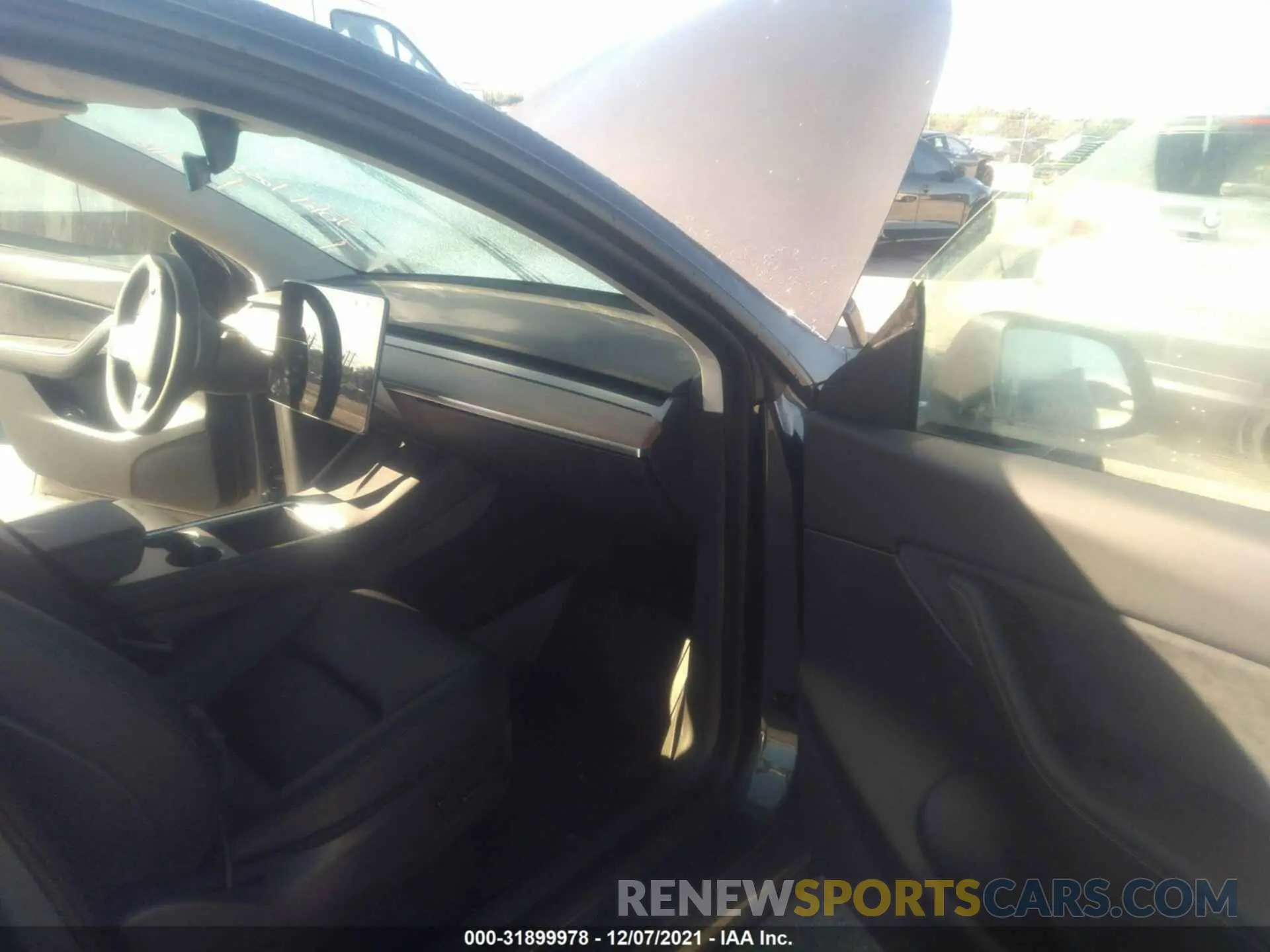 5 Photograph of a damaged car 5YJYGAEE5MF183718 TESLA MODEL Y 2021