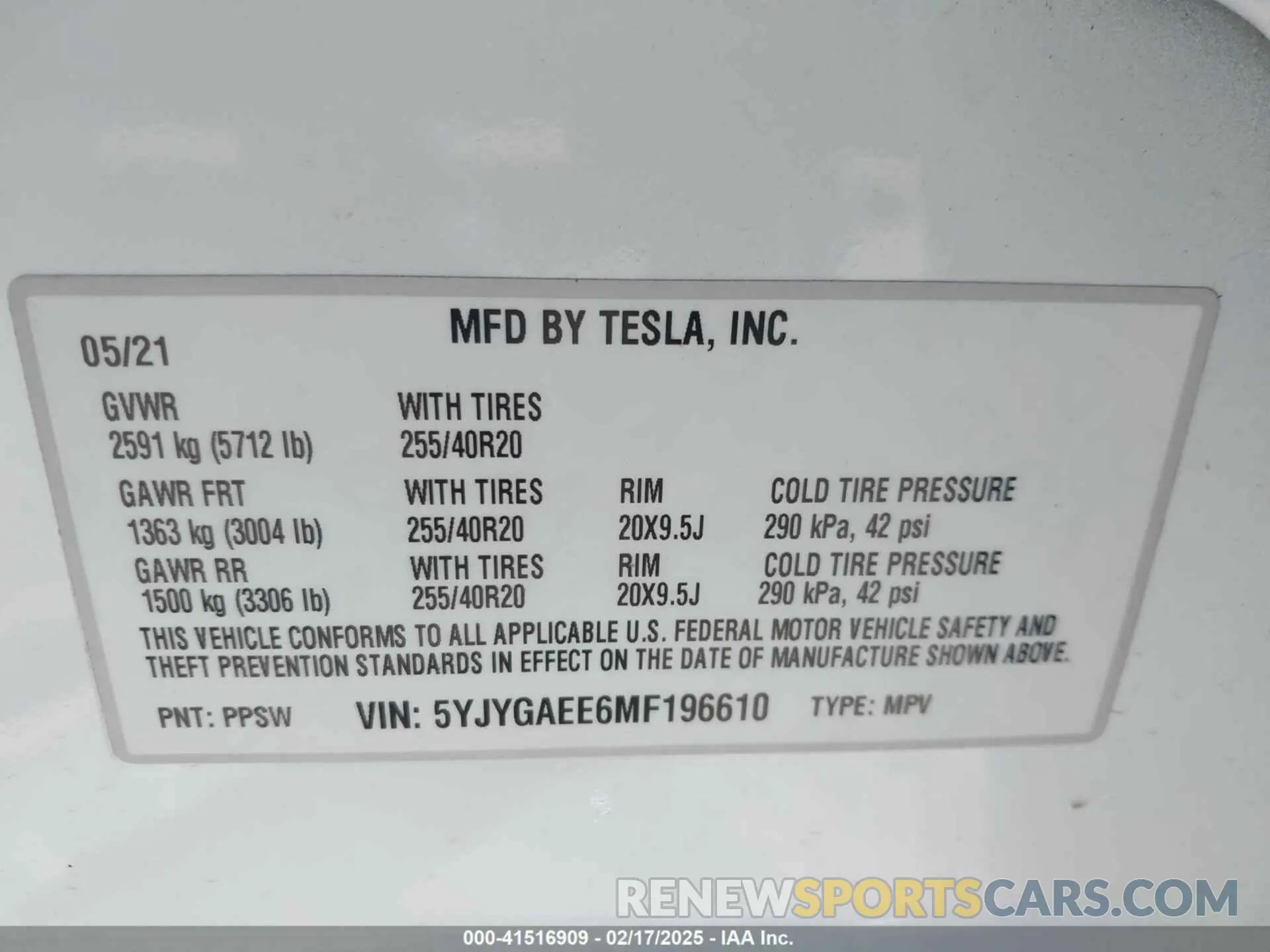 9 Photograph of a damaged car 5YJYGAEE6MF196610 TESLA MODEL Y 2021
