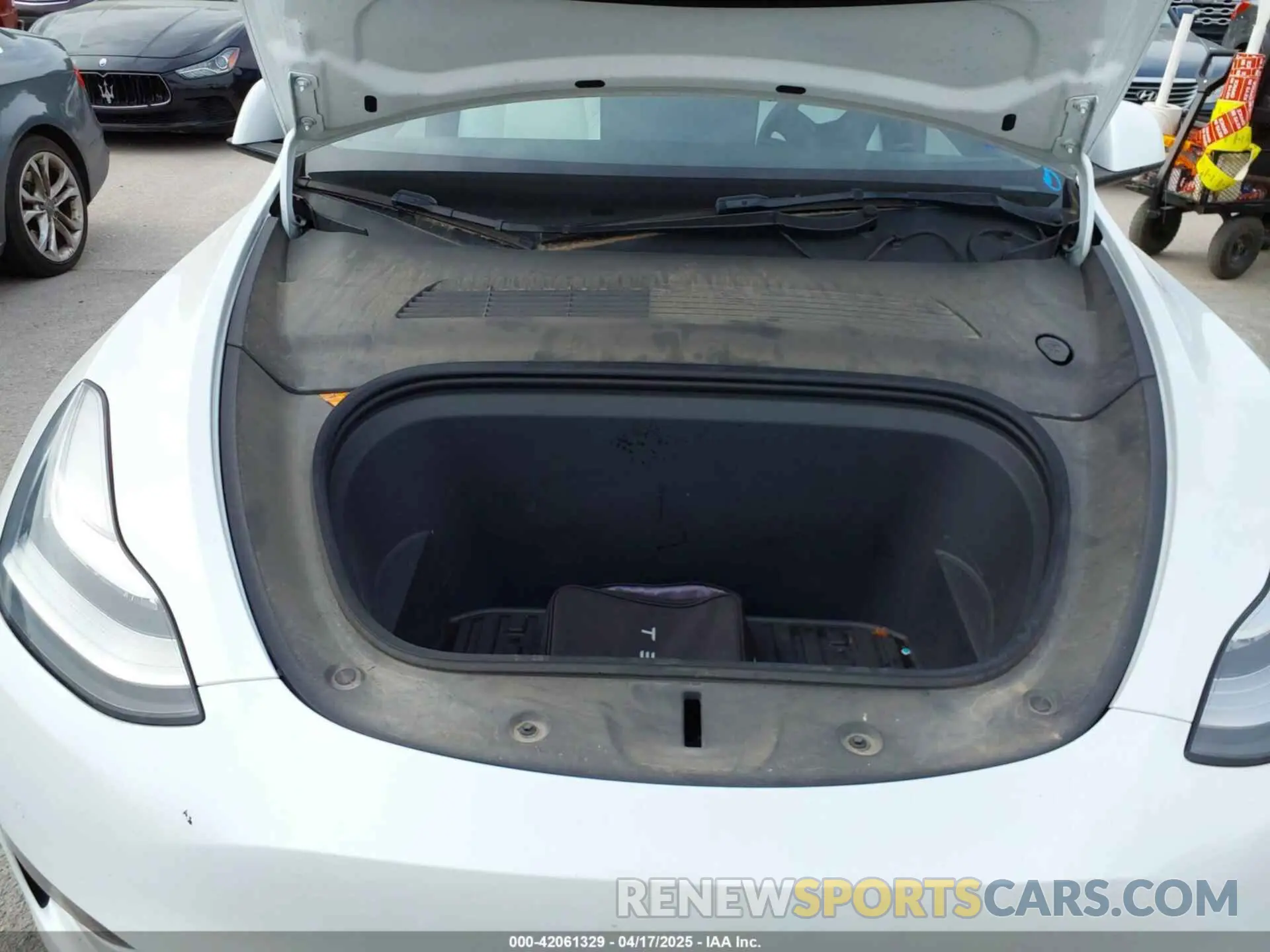 10 Фотография поврежденного автомобиля 5YJYGAEE6MF212241 TESLA MODEL Y 2021