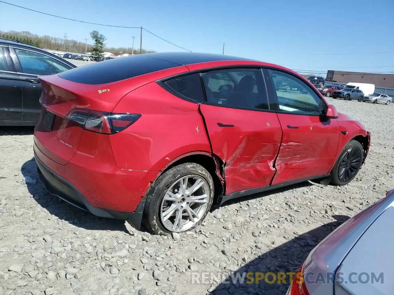 3 Фотография поврежденного автомобиля 5YJYGAEE6MF264727 TESLA MODEL Y 2021