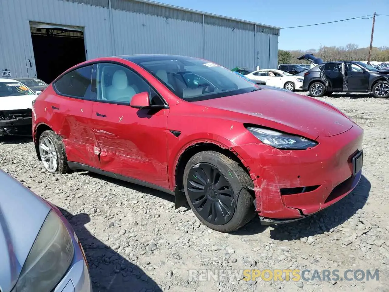 4 Фотография поврежденного автомобиля 5YJYGAEE6MF264727 TESLA MODEL Y 2021