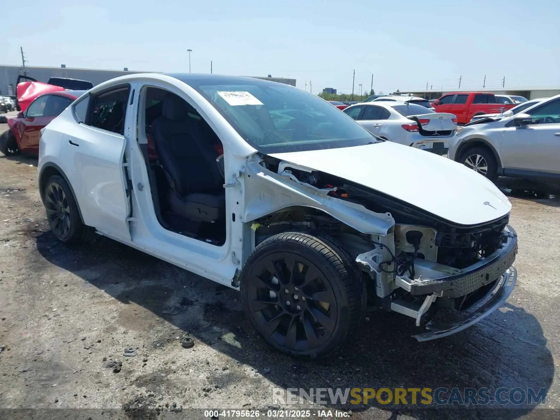 1 Фотография поврежденного автомобиля 5YJYGAEE8MF187987 TESLA MODEL Y 2021