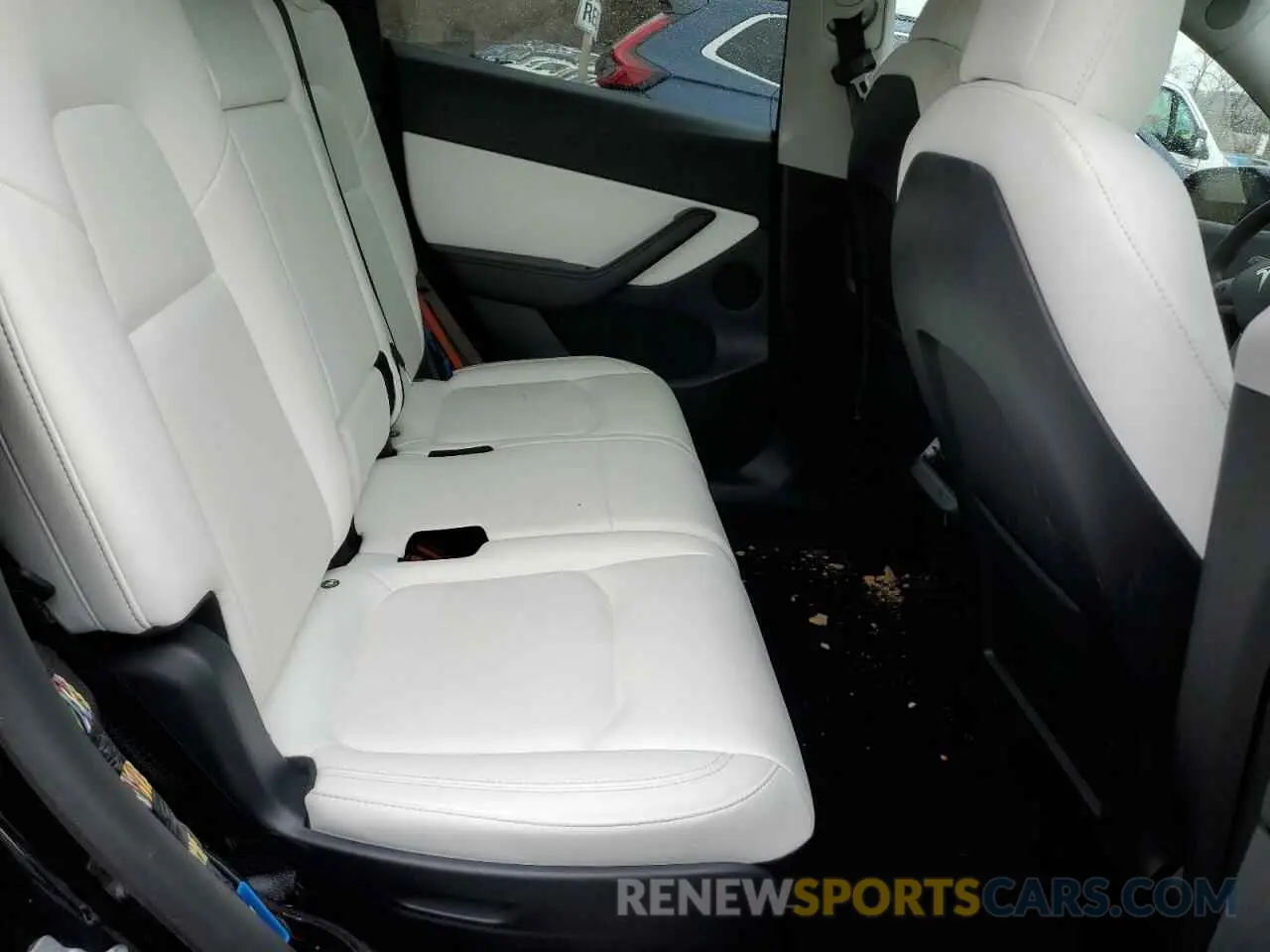 10 Photograph of a damaged car 5YJYGAEE8MF202293 TESLA MODEL Y 2021