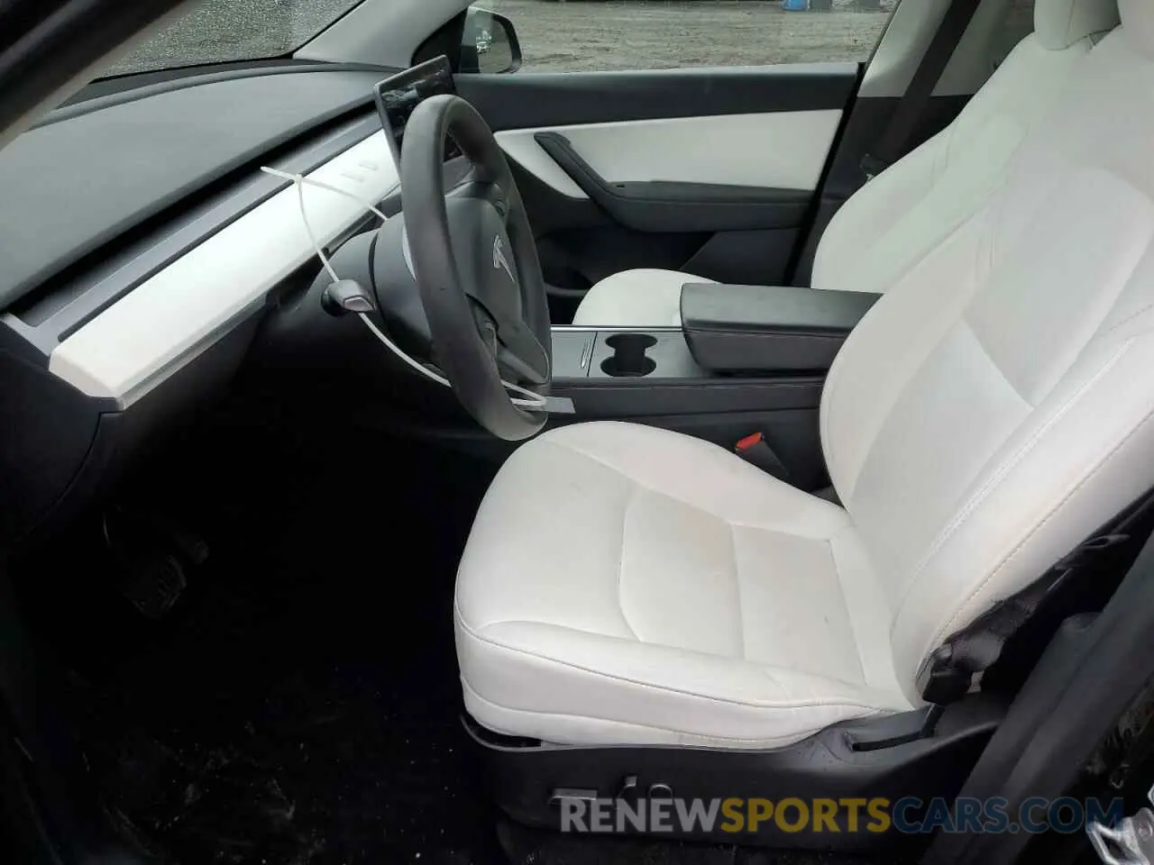 7 Photograph of a damaged car 5YJYGAEE8MF202293 TESLA MODEL Y 2021