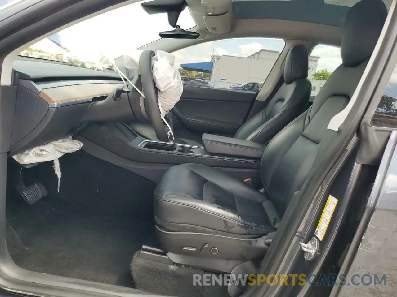 7 Photograph of a damaged car 5YJYGAEE8MF208854 TESLA MODEL Y 2021
