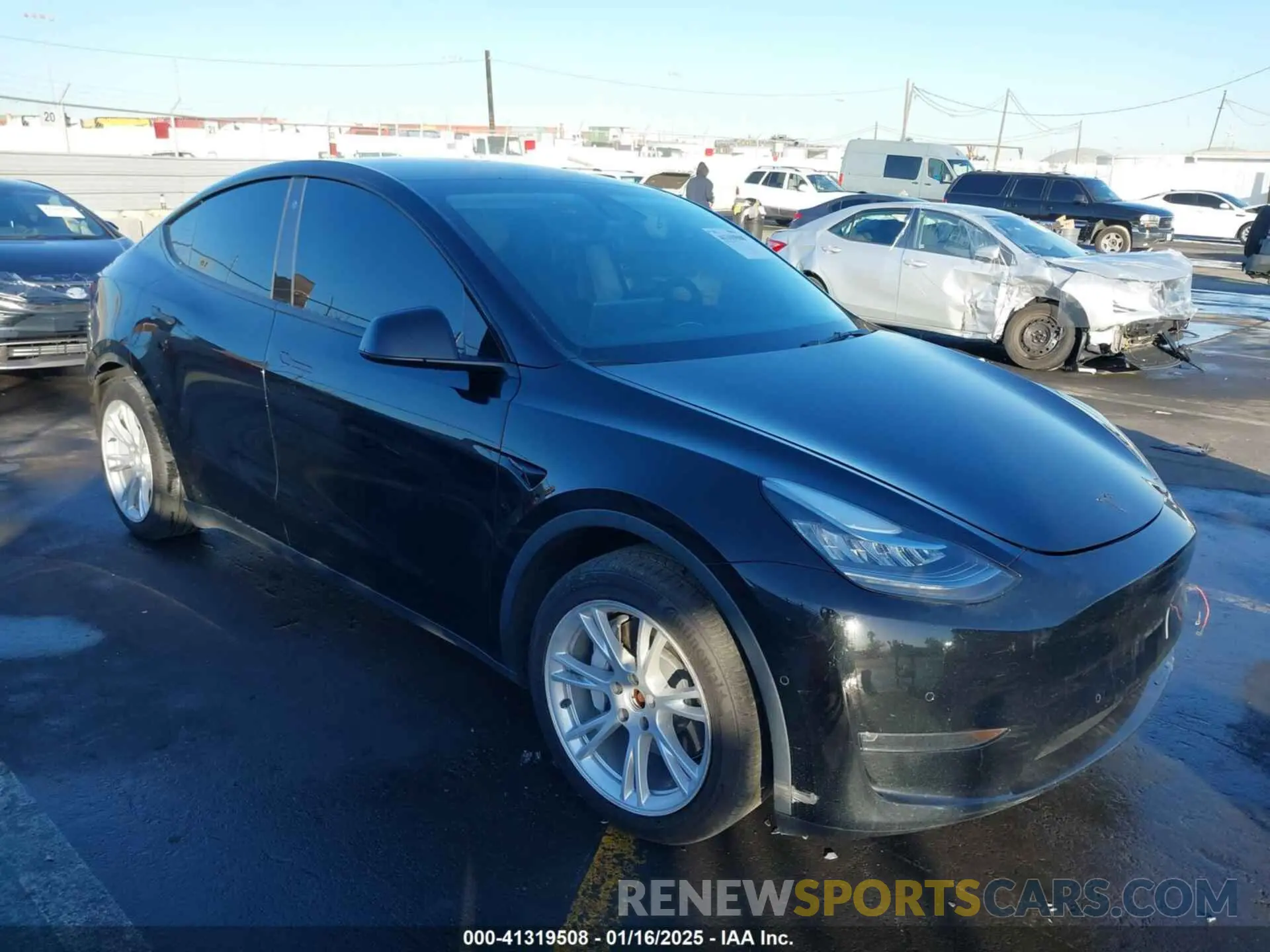 1 Фотография поврежденного автомобиля 5YJYGAEE8MF213455 TESLA MODEL Y 2021