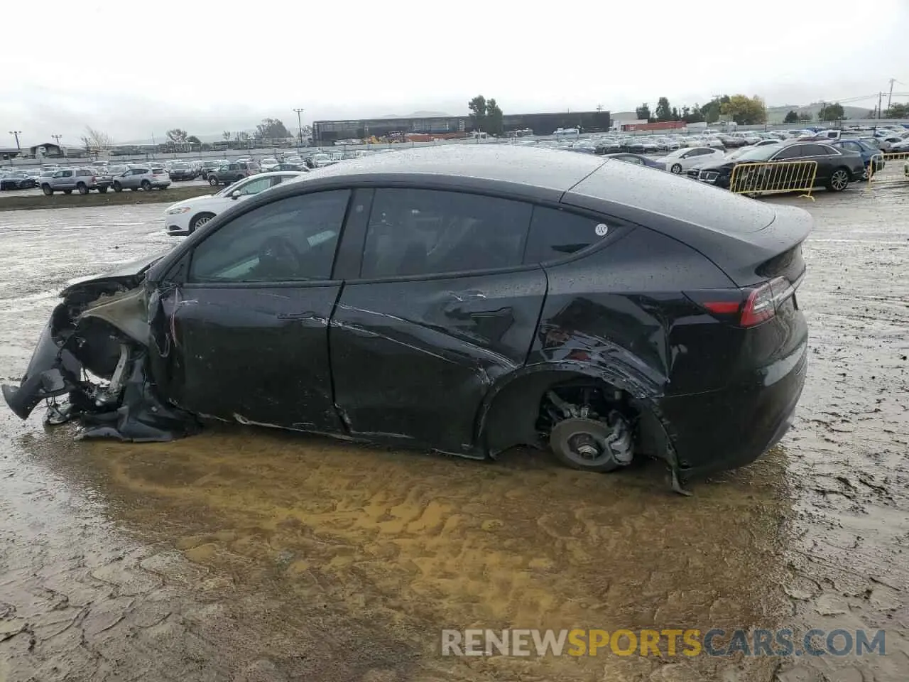 2 Photograph of a damaged car 5YJYGAEE9MF153928 TESLA MODEL Y 2021