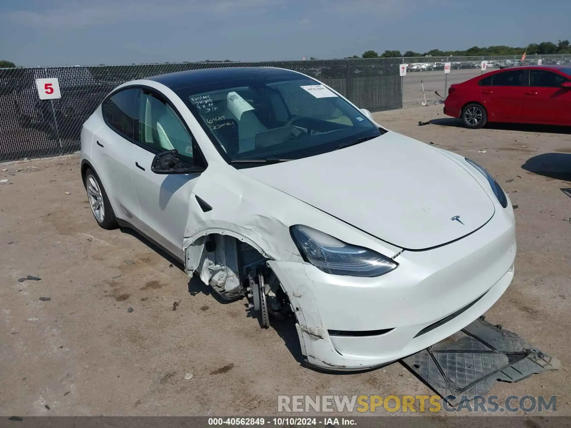1 Фотография поврежденного автомобиля 5YJYGAEE9MF189909 TESLA MODEL Y 2021