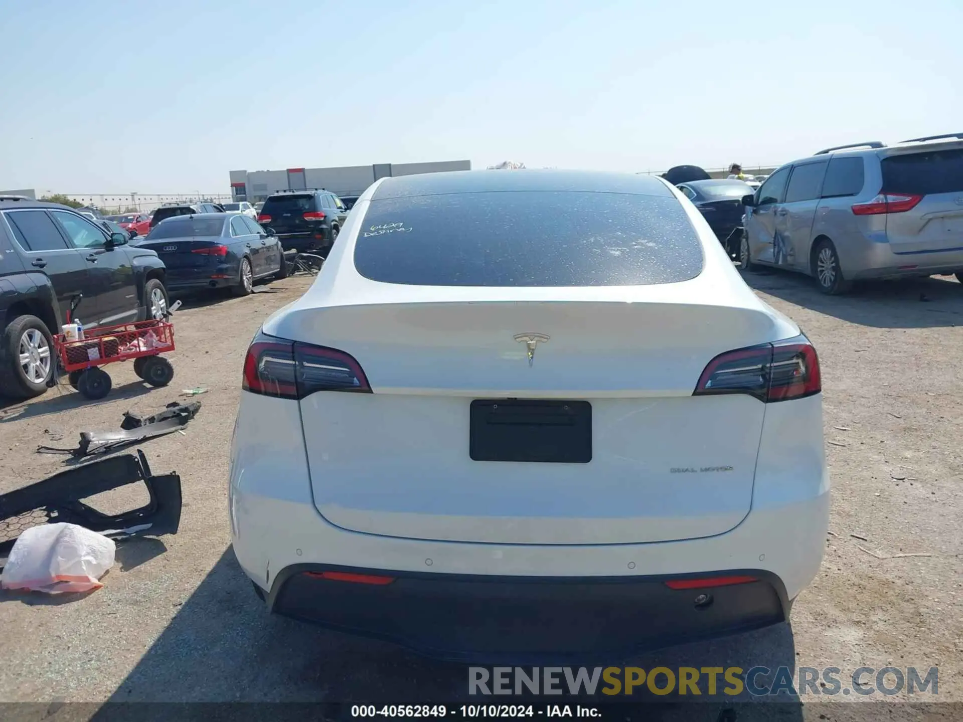 15 Фотография поврежденного автомобиля 5YJYGAEE9MF189909 TESLA MODEL Y 2021