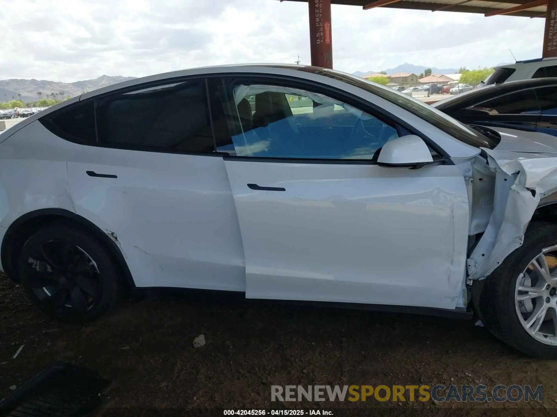 12 Фотография поврежденного автомобиля 5YJYGAEE9MF254113 TESLA MODEL Y 2021