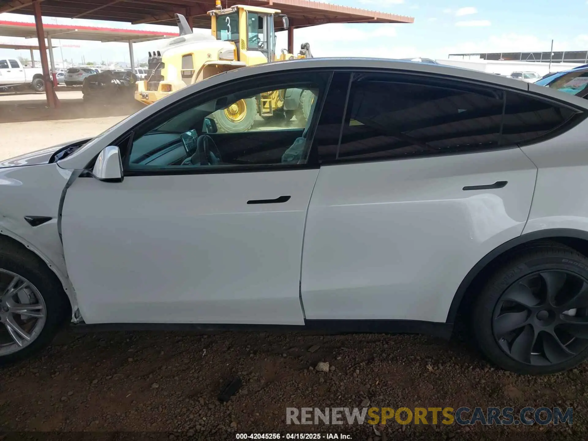 13 Фотография поврежденного автомобиля 5YJYGAEE9MF254113 TESLA MODEL Y 2021