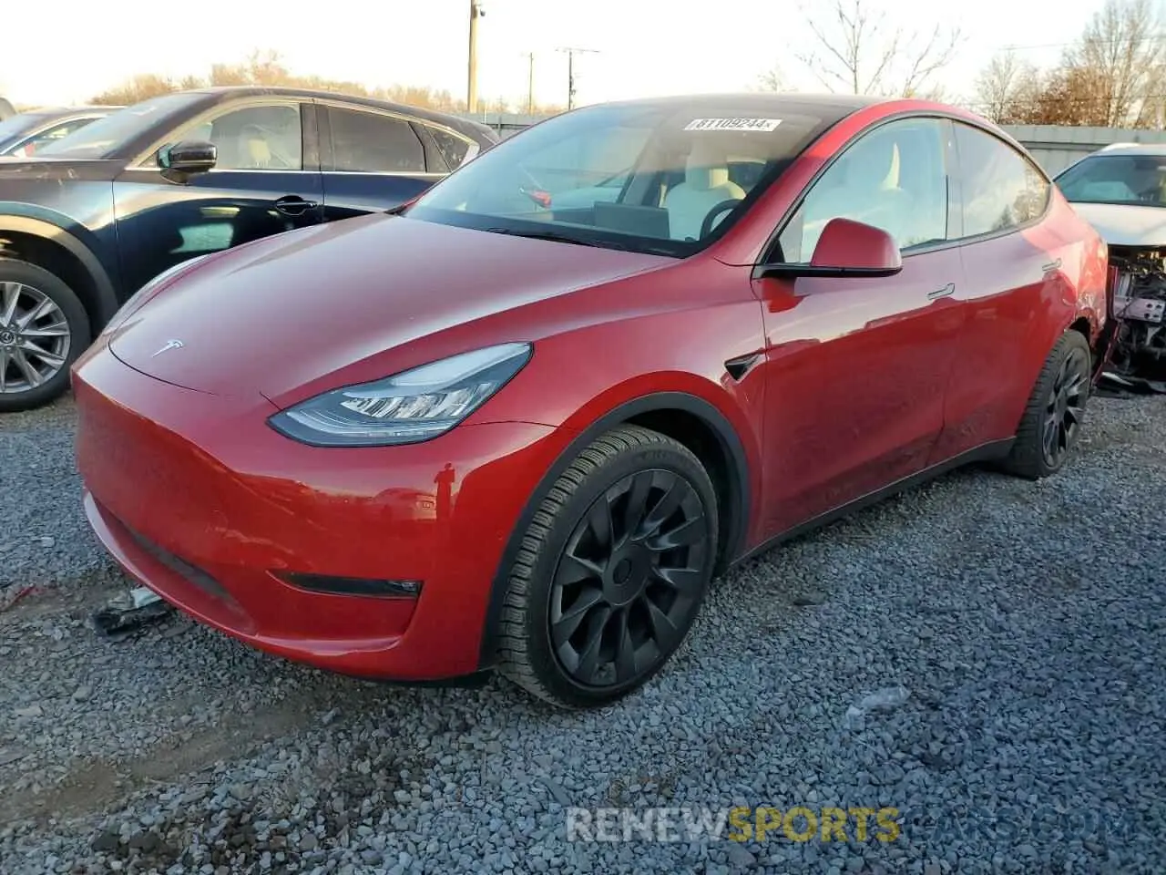 1 Фотография поврежденного автомобиля 5YJYGAEEXMF136832 TESLA MODEL Y 2021