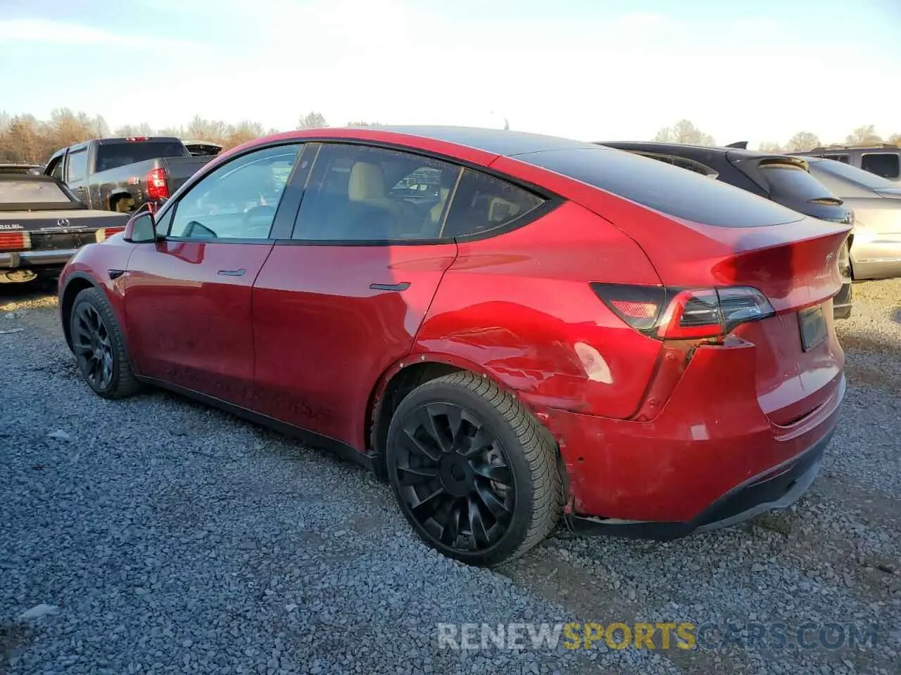 2 Фотография поврежденного автомобиля 5YJYGAEEXMF136832 TESLA MODEL Y 2021