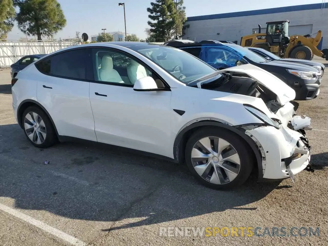 4 Photograph of a damaged car 5YJYGAEEXMF151489 TESLA MODEL Y 2021