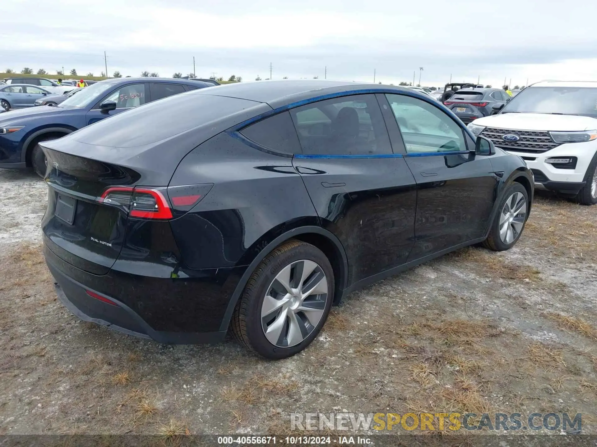 4 Photograph of a damaged car 5YJYGAEEXMF188106 TESLA MODEL Y 2021