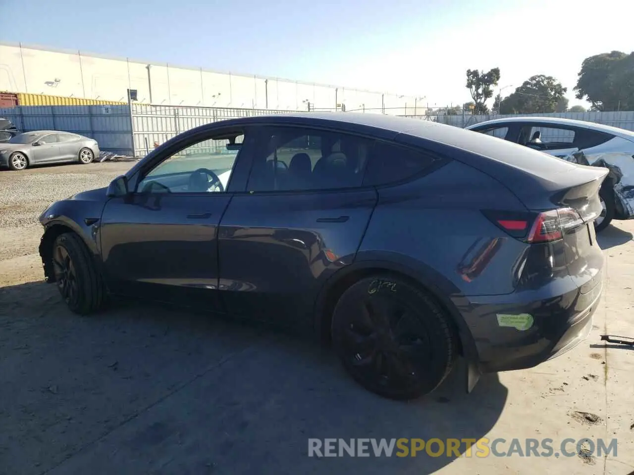 2 Photograph of a damaged car 5YJYGAEEXMF230158 TESLA MODEL Y 2021