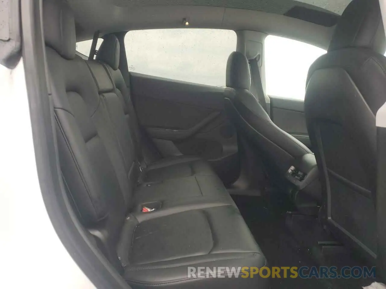 10 Фотография поврежденного автомобиля 5YJYGDED0MF125895 TESLA MODEL Y 2021