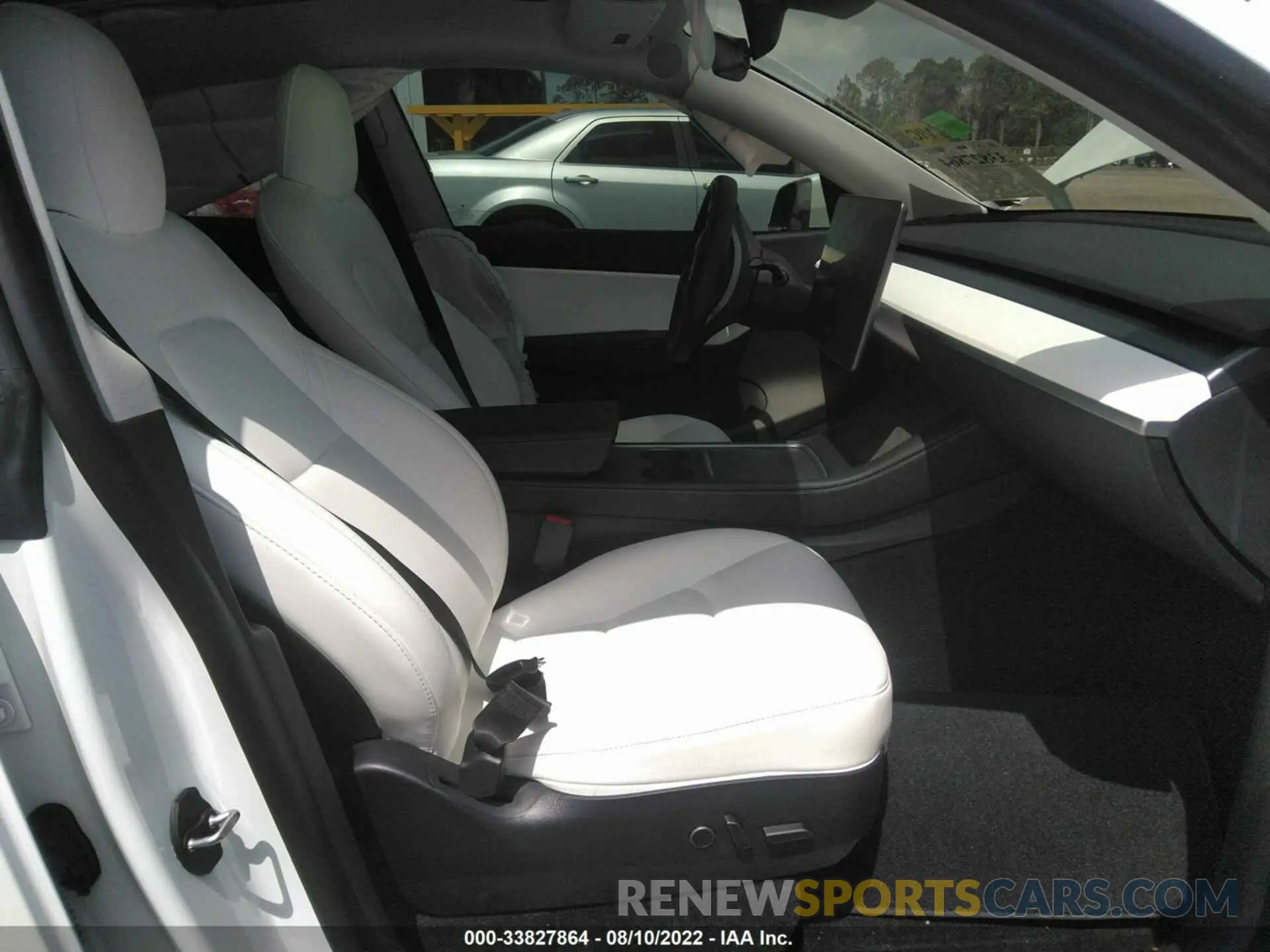 5 Photograph of a damaged car 5YJYGDED1MF123010 TESLA MODEL Y 2021