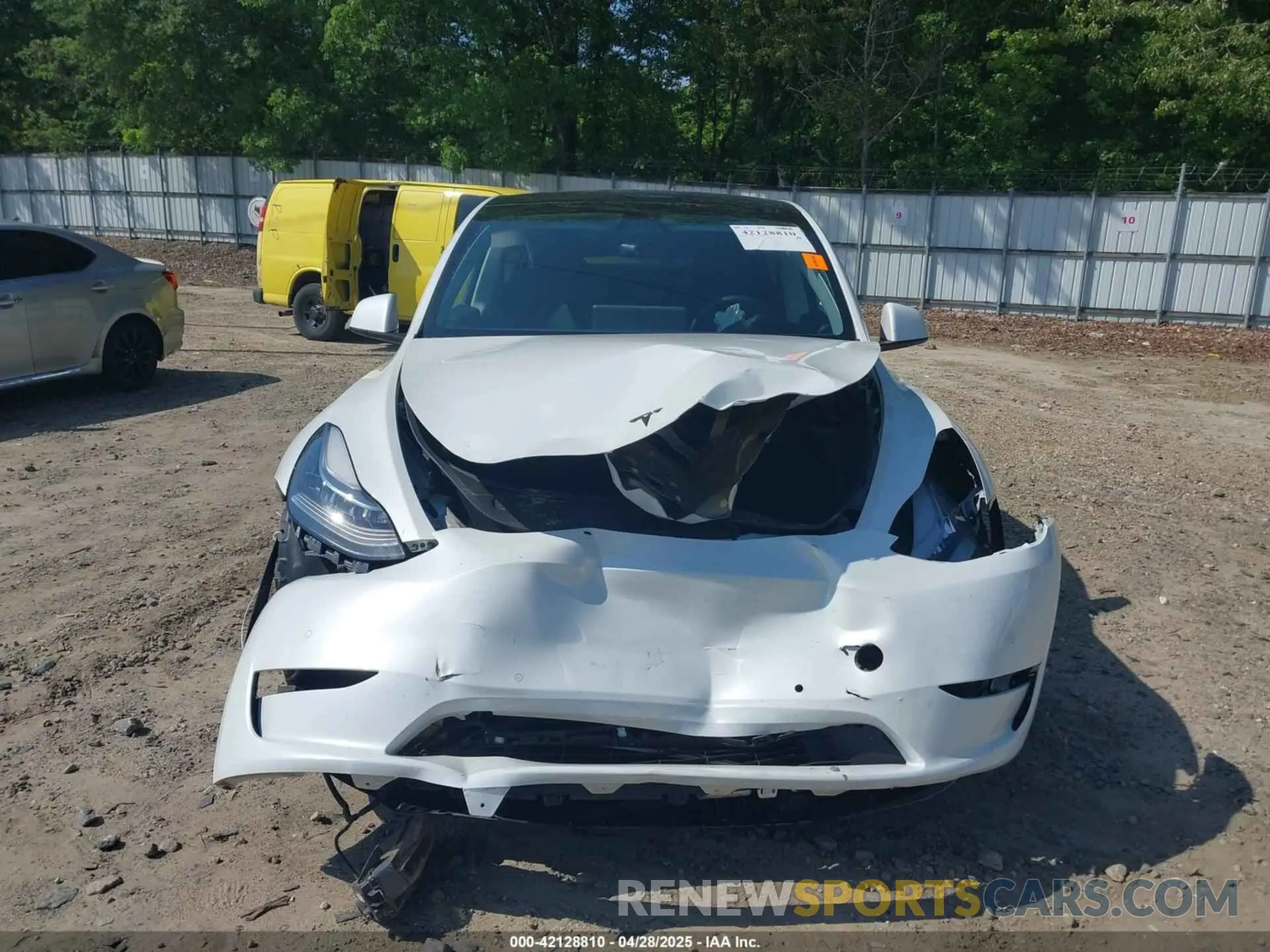 12 Фотография поврежденного автомобиля 5YJYGDED4MF192824 TESLA MODEL Y 2021
