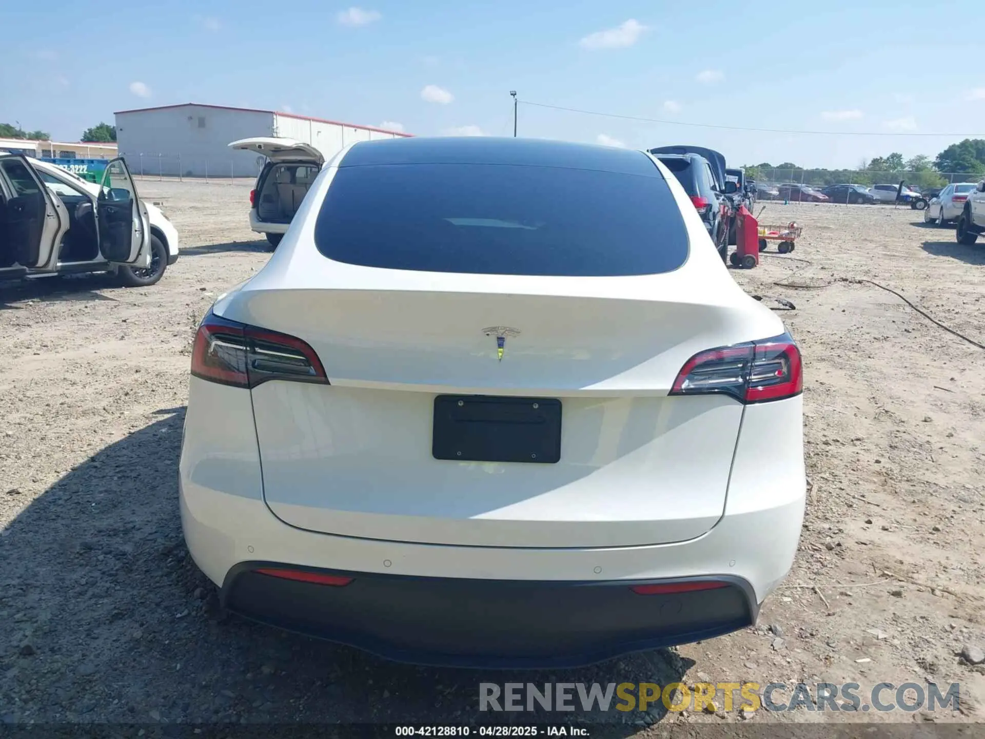 16 Фотография поврежденного автомобиля 5YJYGDED4MF192824 TESLA MODEL Y 2021