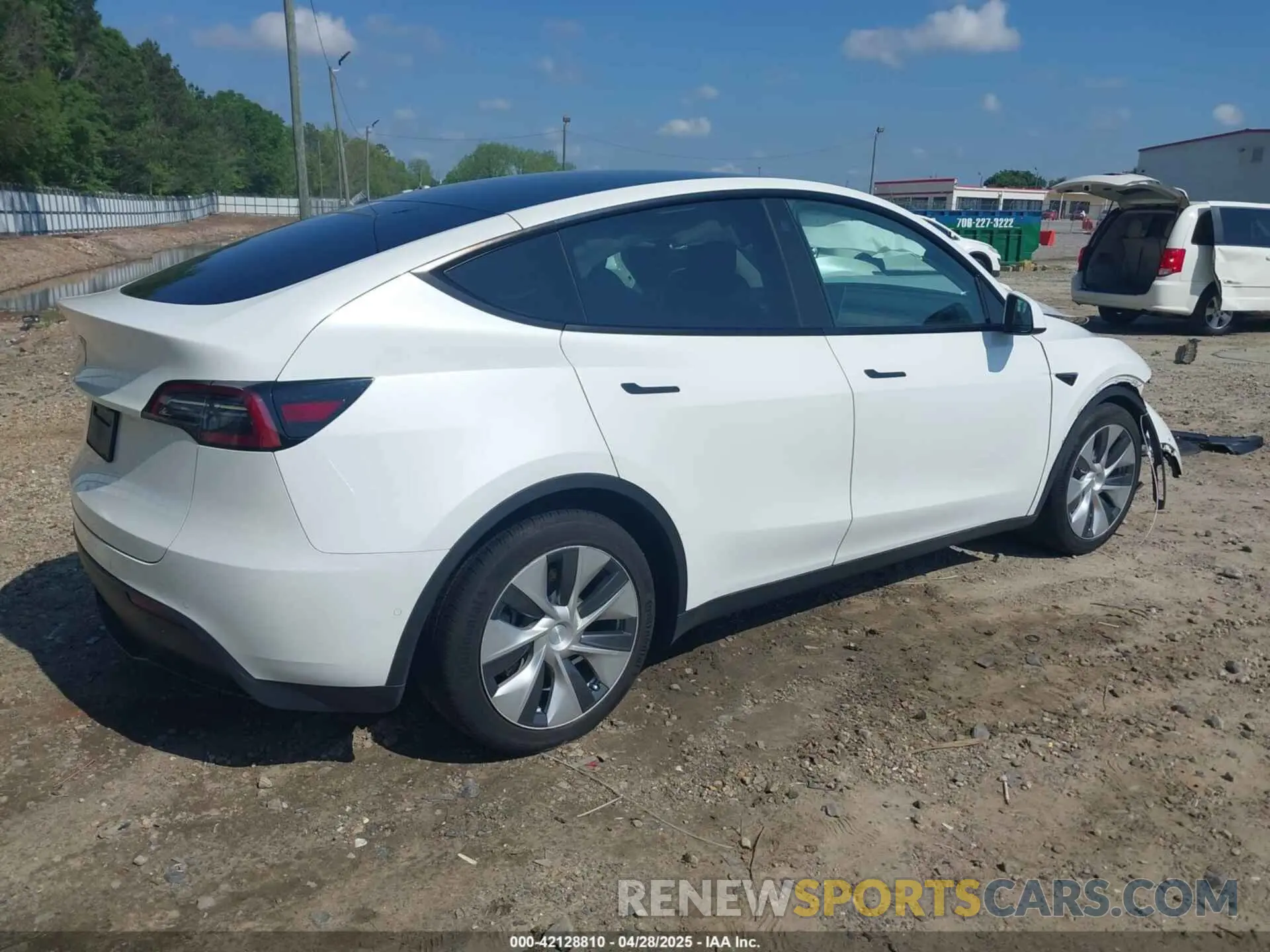 4 Фотография поврежденного автомобиля 5YJYGDED4MF192824 TESLA MODEL Y 2021
