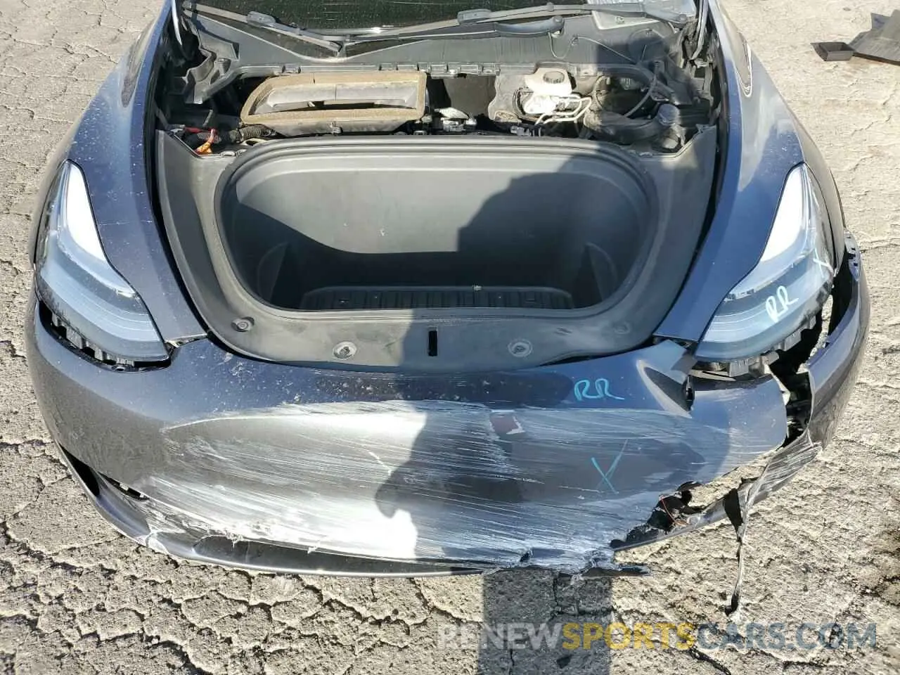 14 Photograph of a damaged car 5YJYGDED7MF109418 TESLA MODEL Y 2021