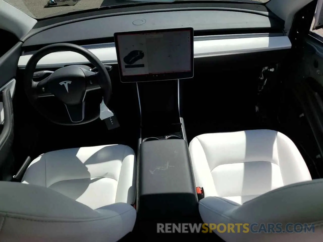 8 Photograph of a damaged car 5YJYGDED7MF113890 TESLA MODEL Y 2021