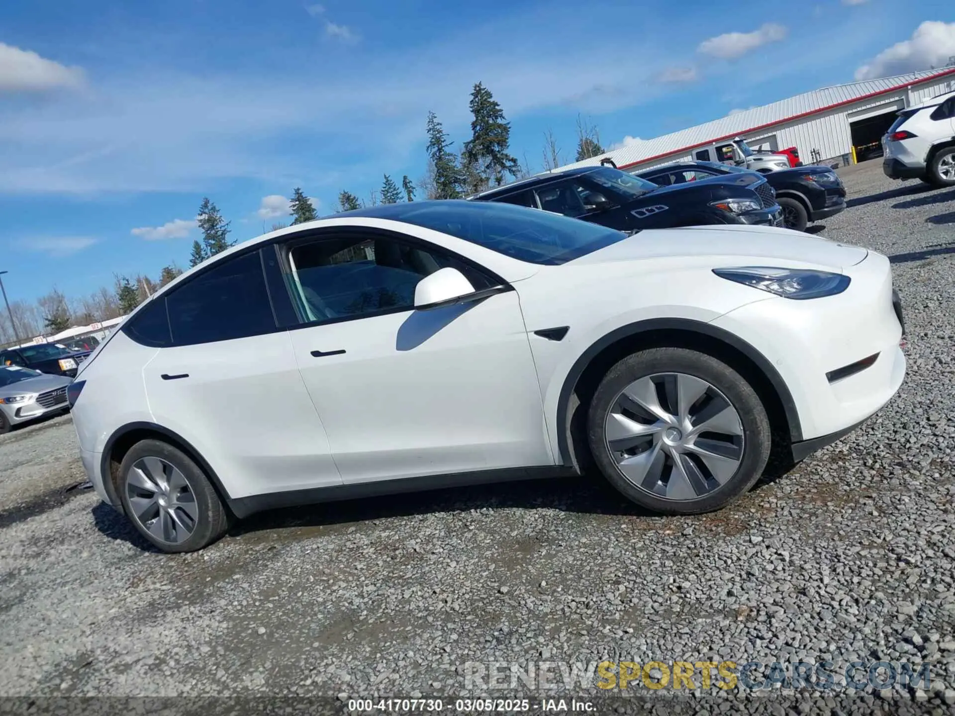 13 Фотография поврежденного автомобиля 5YJYGDED9MF110697 TESLA MODEL Y 2021