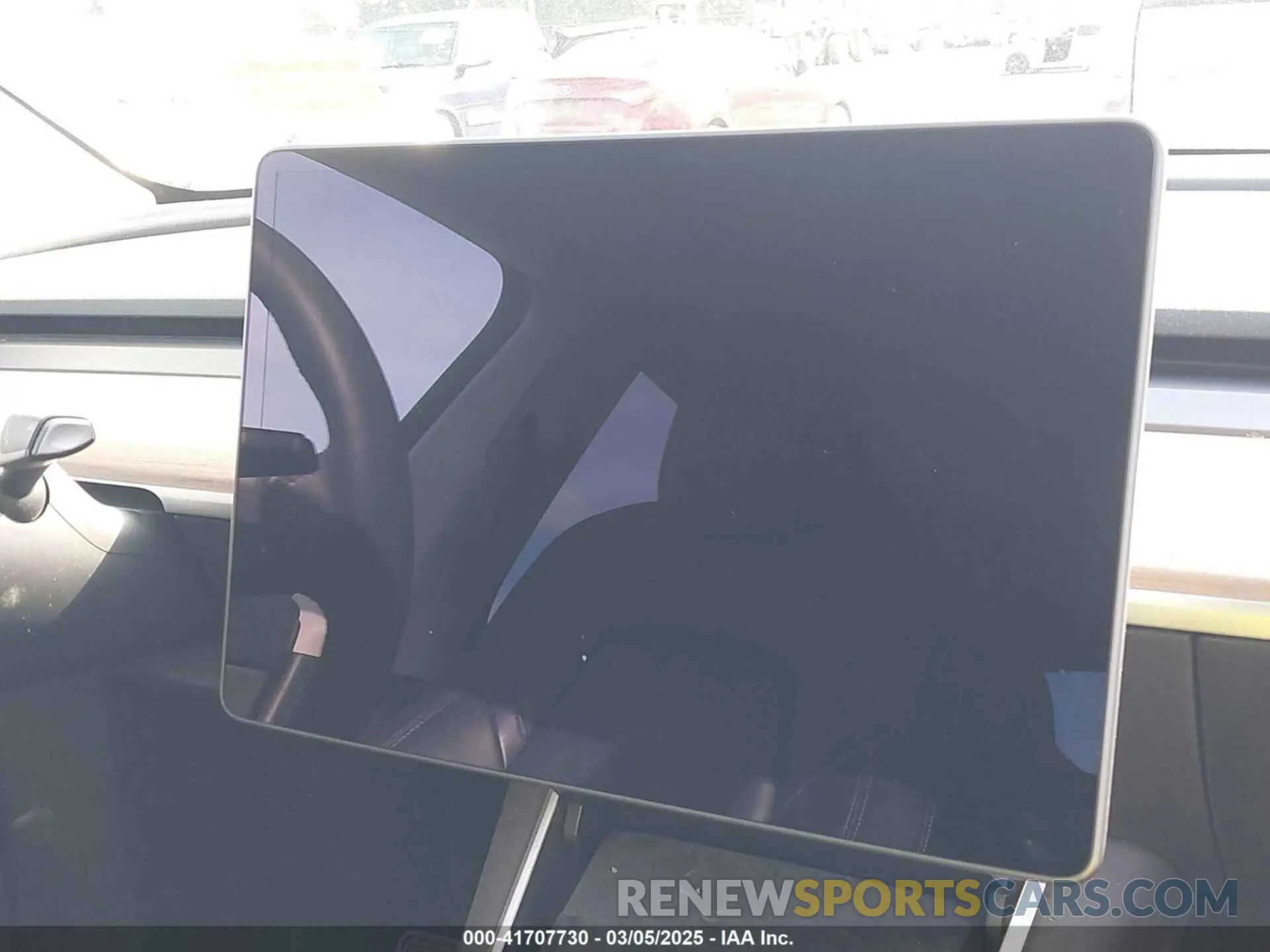 18 Фотография поврежденного автомобиля 5YJYGDED9MF110697 TESLA MODEL Y 2021