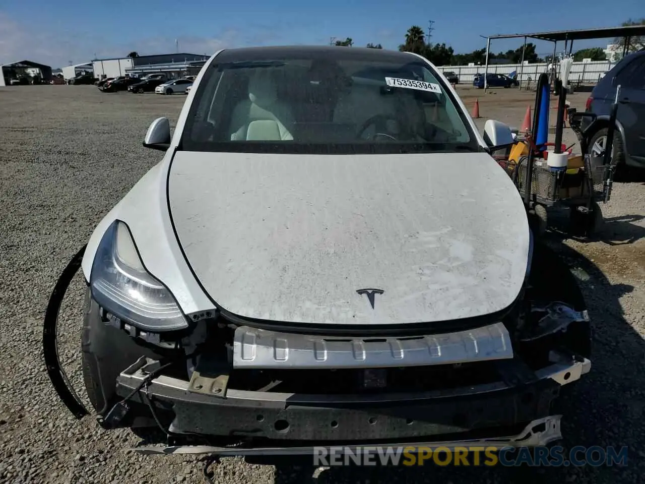 5 Photograph of a damaged car 5YJYGDED9MF132893 TESLA MODEL Y 2021