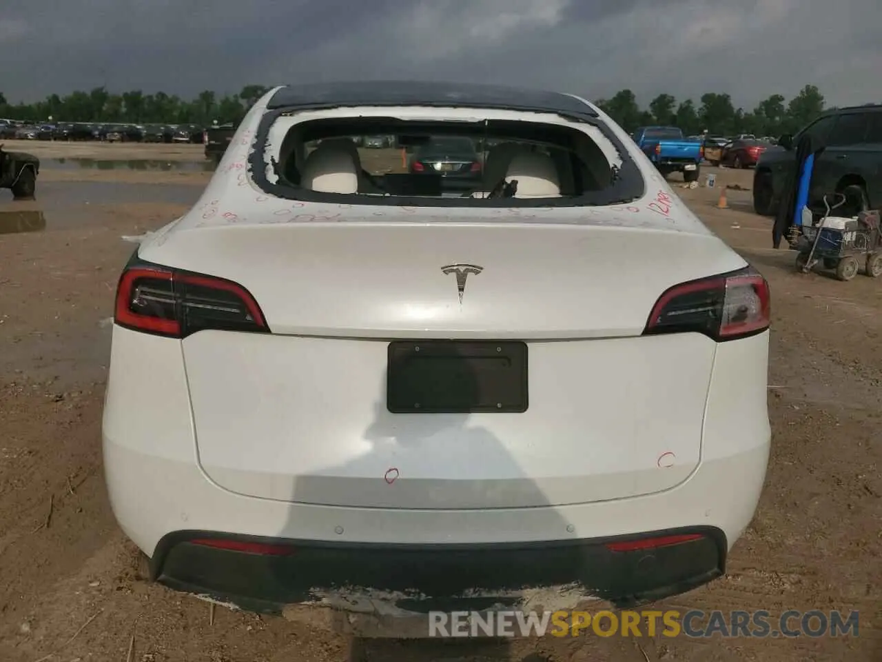6 Фотография поврежденного автомобиля 5YJYGDEDXMF107128 TESLA MODEL Y 2021