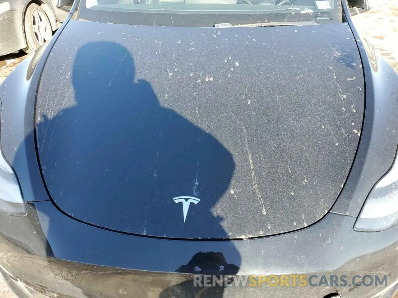 11 Photograph of a damaged car 5YJYGDEE0MF067876 TESLA MODEL Y 2021