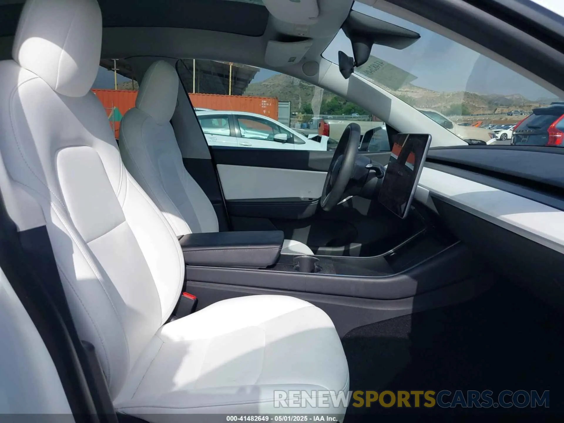 5 Фотография поврежденного автомобиля 5YJYGDEE0MF069451 TESLA MODEL Y 2021