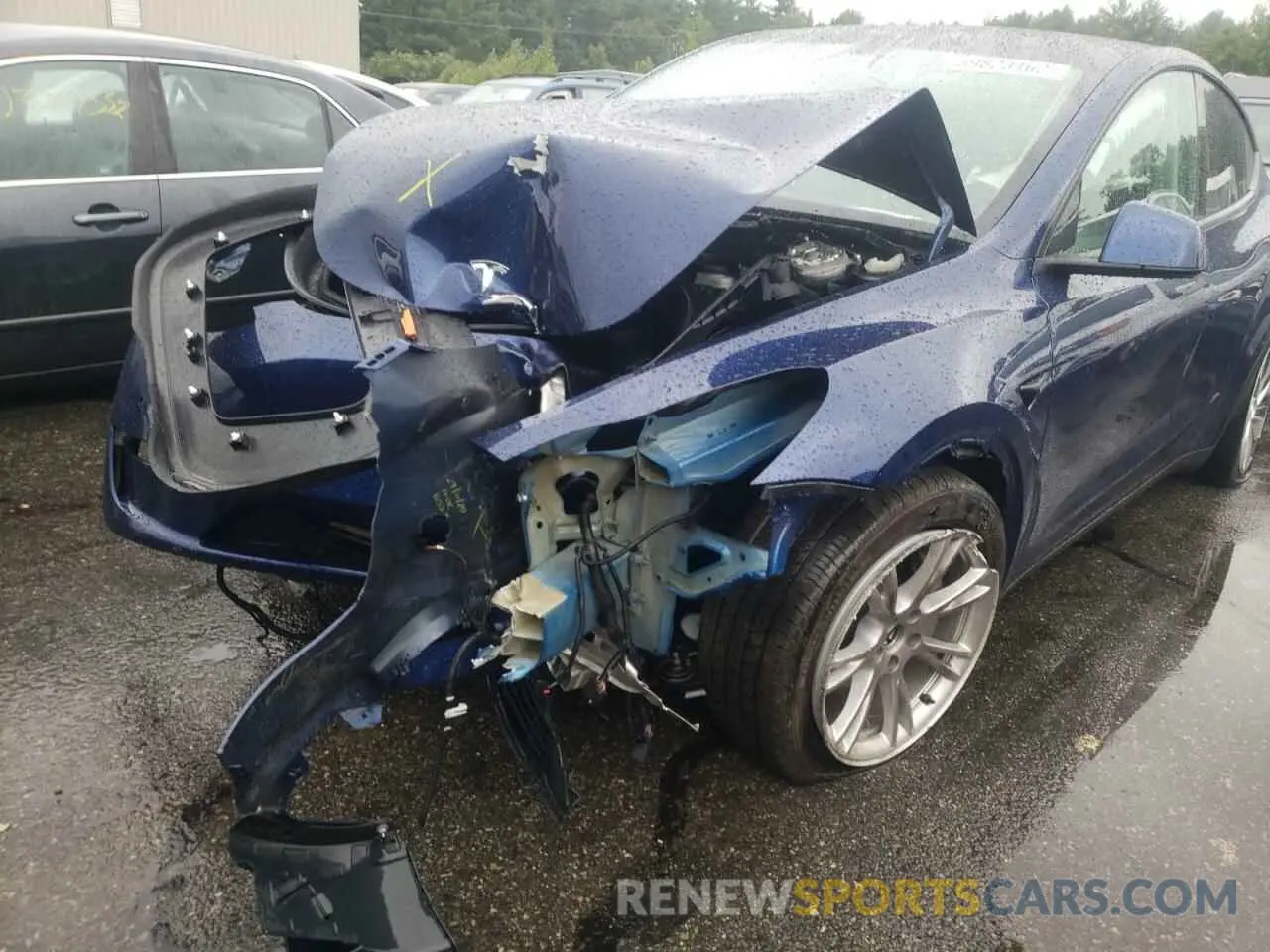 10 Photograph of a damaged car 5YJYGDEE0MF083818 TESLA MODEL Y 2021