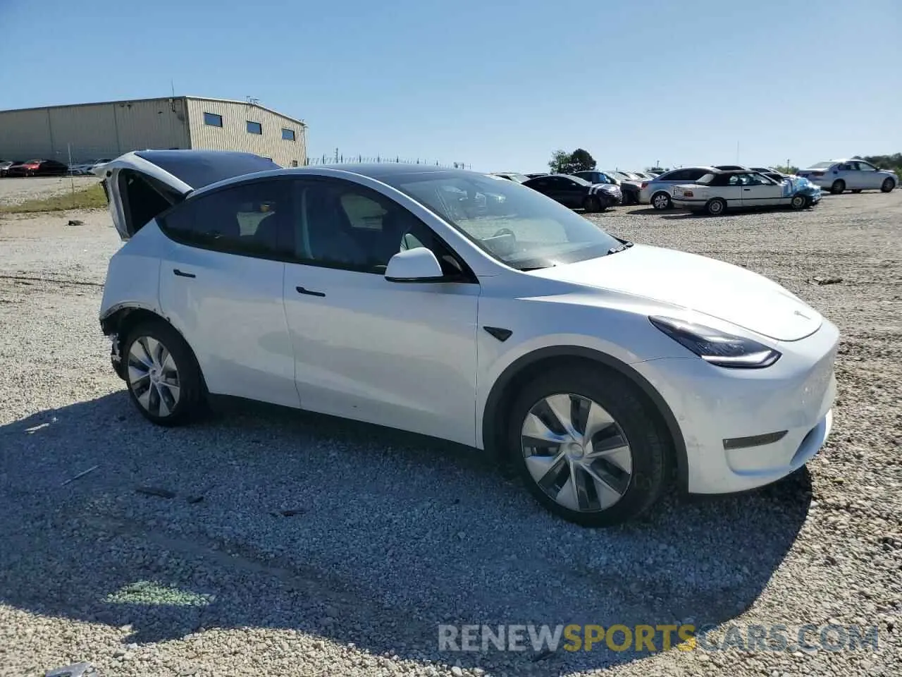 4 Photograph of a damaged car 5YJYGDEE0MF085746 TESLA MODEL Y 2021