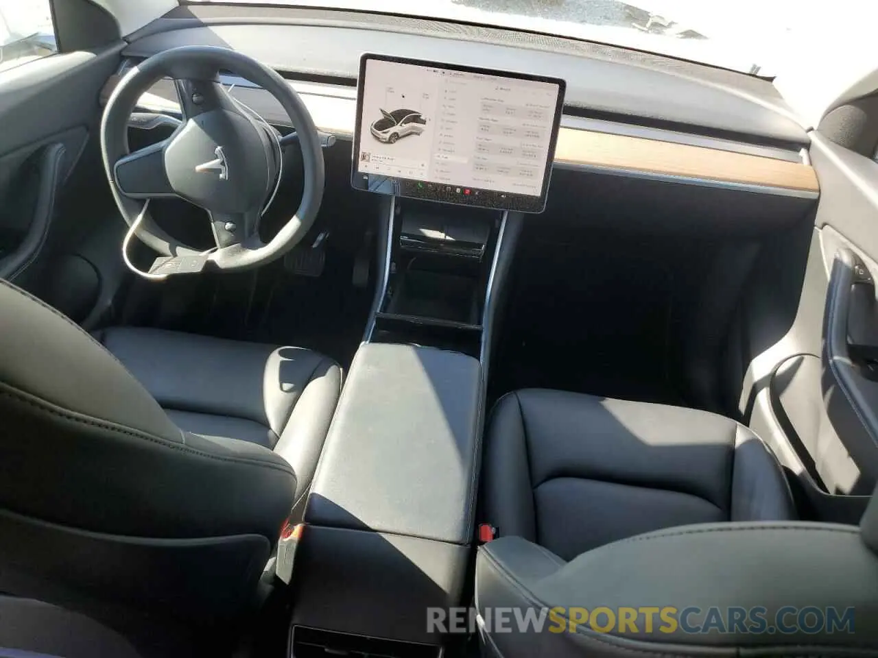8 Photograph of a damaged car 5YJYGDEE0MF085746 TESLA MODEL Y 2021