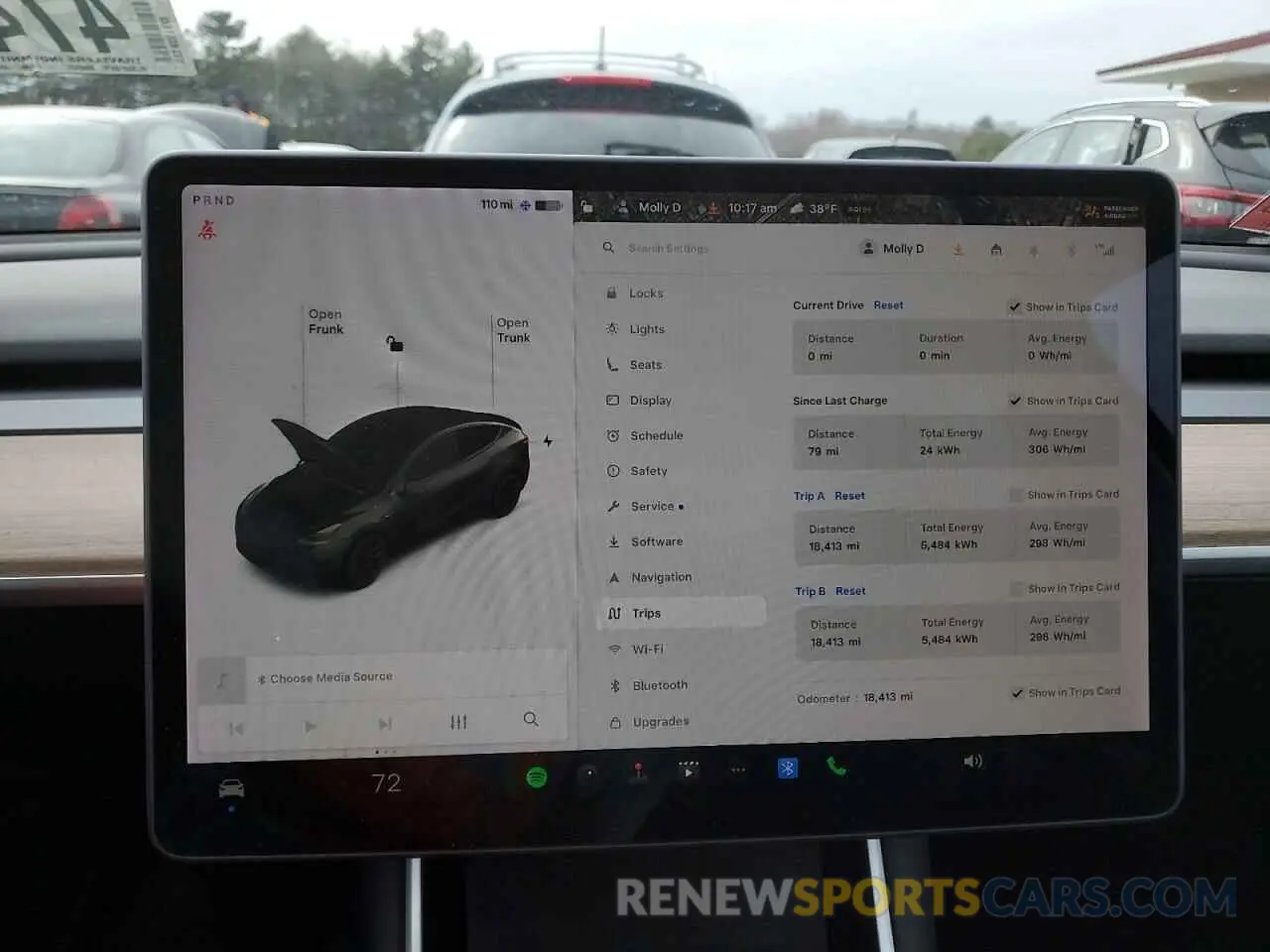 9 Photograph of a damaged car 5YJYGDEE0MF088209 TESLA MODEL Y 2021