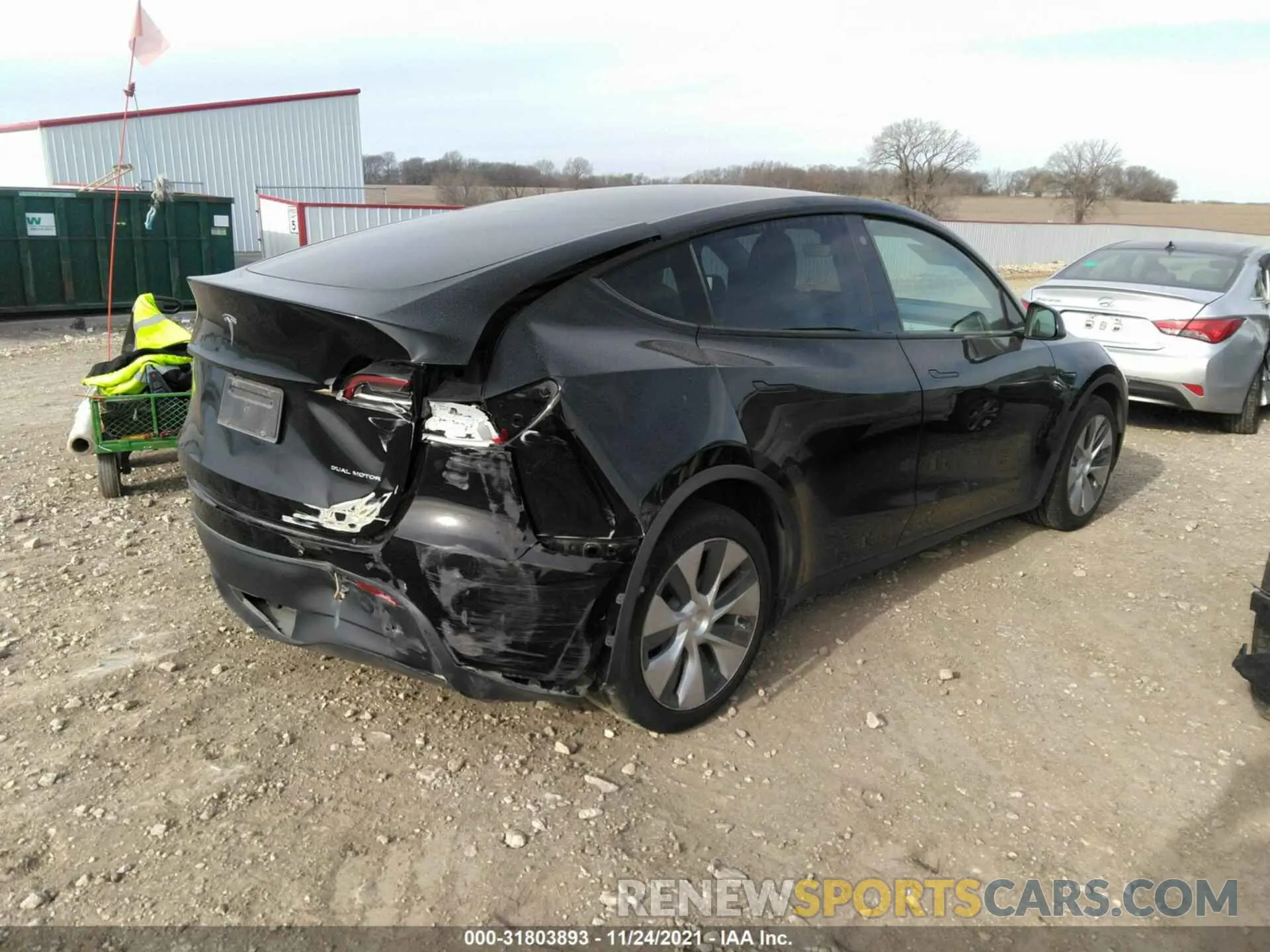 4 Фотография поврежденного автомобиля 5YJYGDEE0MF124027 TESLA MODEL Y 2021