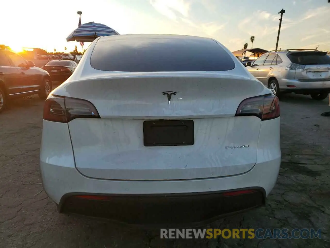 6 Фотография поврежденного автомобиля 5YJYGDEE0MF216254 TESLA MODEL Y 2021