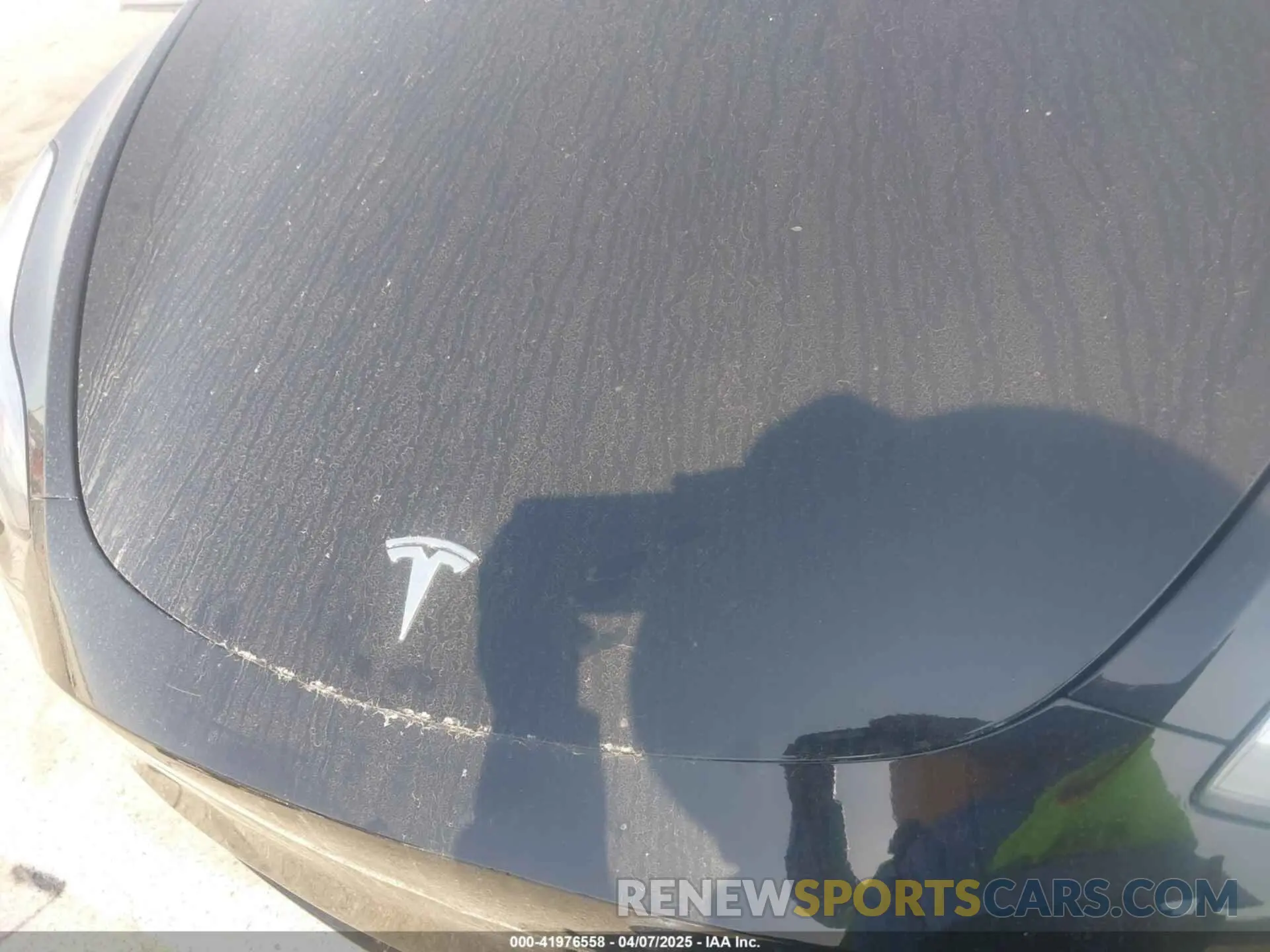 10 Photograph of a damaged car 5YJYGDEE0MF219252 TESLA MODEL Y 2021